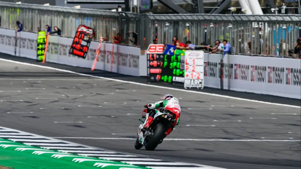 MotoGP-Liveticker Silverstone: Alex Marquez mit erster Bestzeit - Motorsport-Total.com